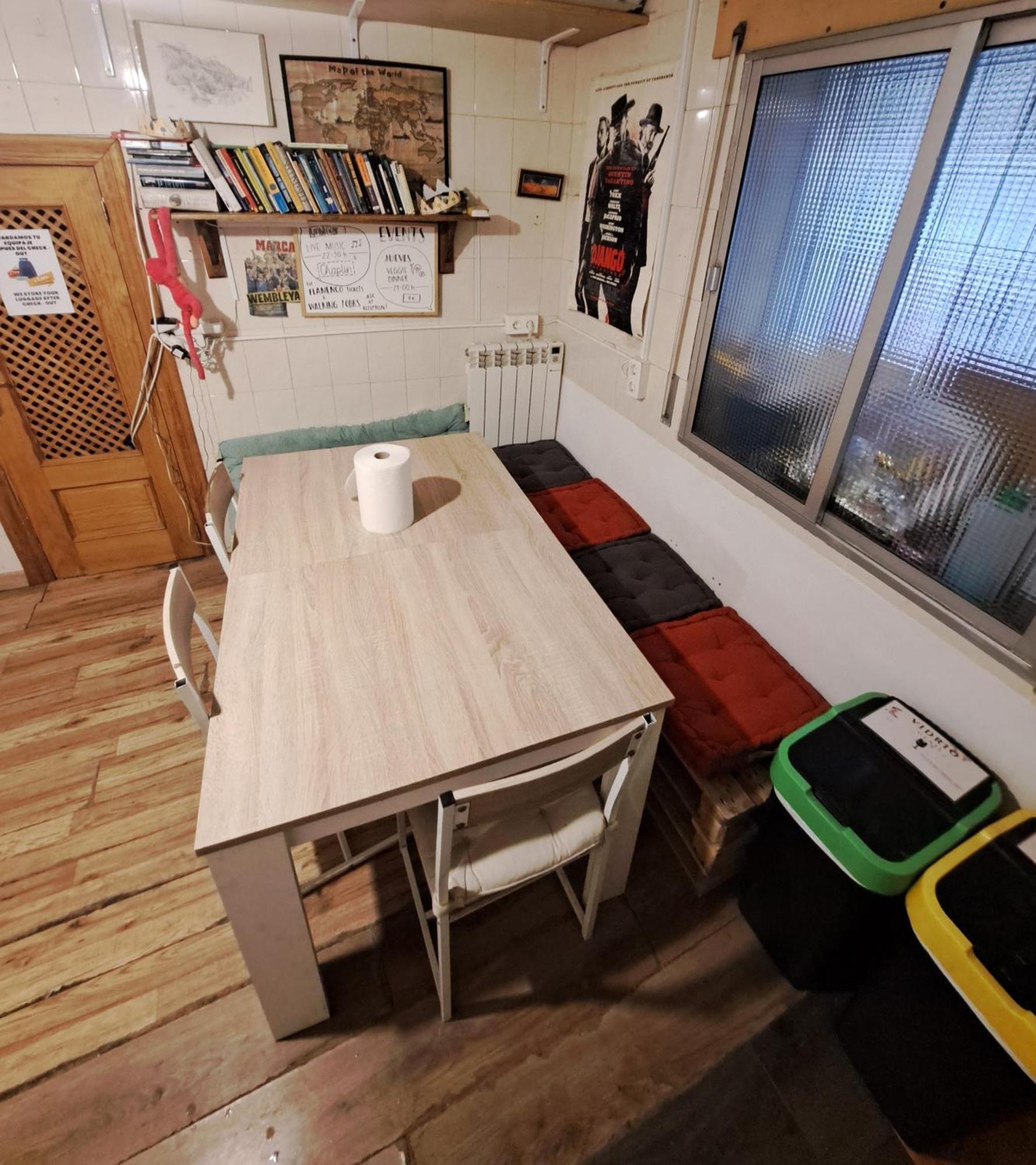 גרנדה Hostel El Cascabel מראה חיצוני תמונה