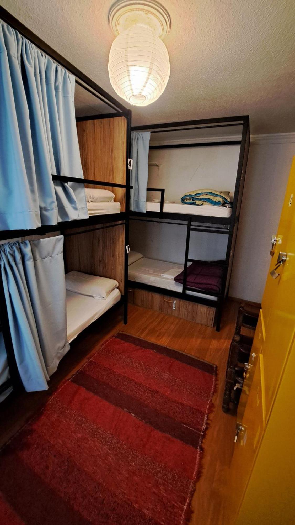 גרנדה Hostel El Cascabel מראה חיצוני תמונה