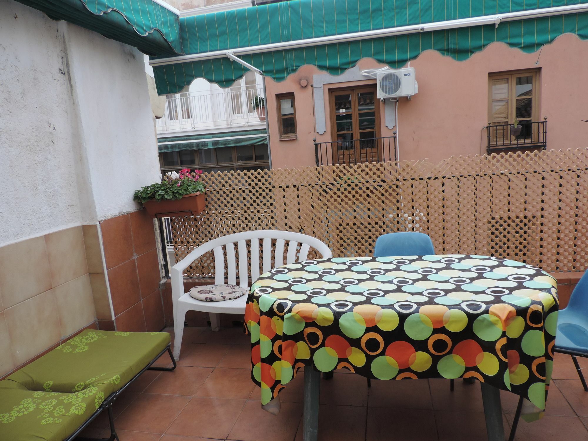 גרנדה Hostel El Cascabel מראה חיצוני תמונה
